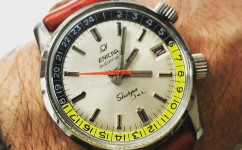 英納格手表維修部電話(英納格手表進水怎么辦)