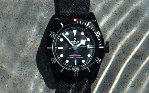 帝舵官網(wǎng)客服電話(huà)（帝舵手表不小心脫落了）